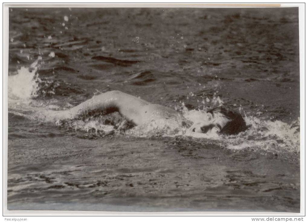 PHOTO PRESSE NATATION - BUSCH - TRAVERSEE DE LYON A LA NAGE - Zwemmen