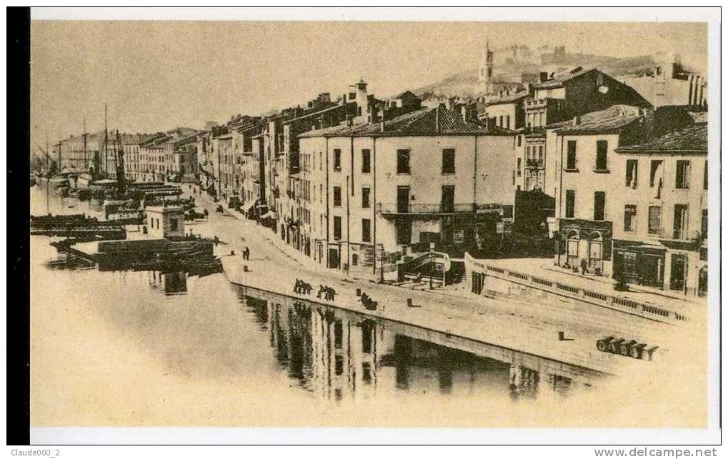 SETE STEREOSCOPIQUE .  Quai De Le Marine.  Une Carte Postale  1900 Et Meme Photo Récente .Voir Recto - Verso (E520) - Stereoscope Cards