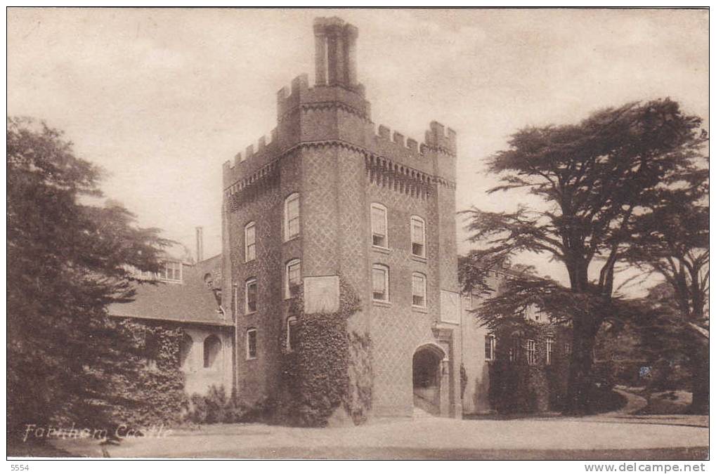 Cpa Royaume Uni  Angletere   Farnham Castle Surrey Chateau - Surrey