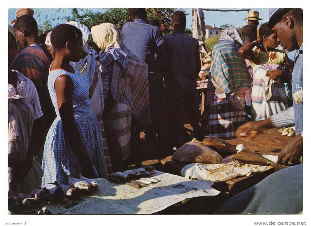 ÁFRICA - MOÇAMBIQUE -BEIRA - FEIRAS E MERCADOS -Indigena Carte Postale - Mozambique