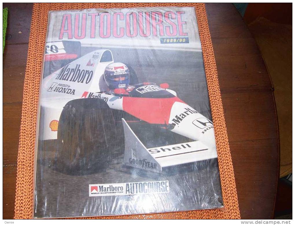 AUTOCOURSE   1989 / 90 - Auto