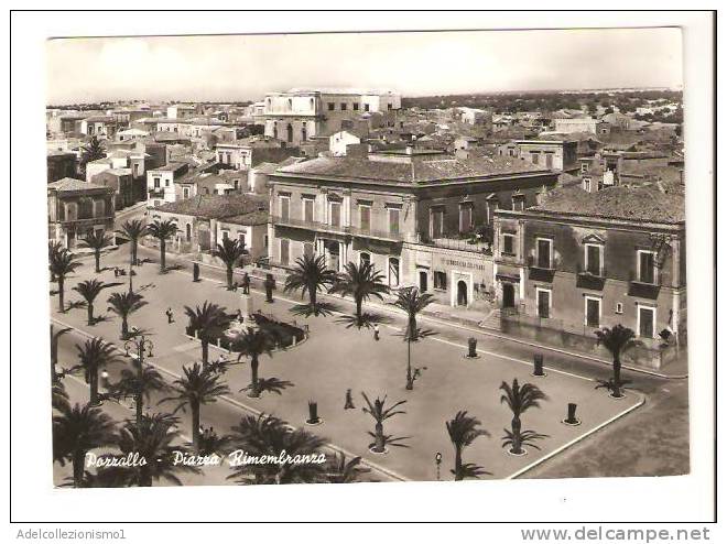 2086)cartolina Di Pozzallo-piazza Rimembranza-viaggiata - Ragusa