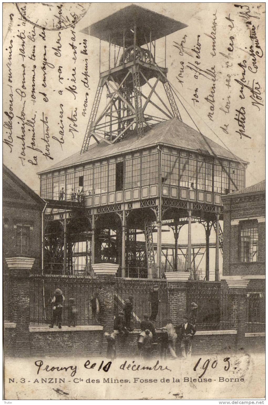 ANZIN CIE DES MINES FOSSE DE LA BLEUSE ENFANTS  DEVANT LES GRILLES 1903 - Anzin