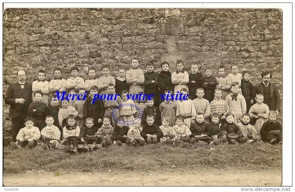 Cp 14 TILLY SUR SEULLES Groupe D'élèves Et Instituteurs Devant Un Mur En 1911  ( Rare Carte Postale Photo ) - Autres & Non Classés