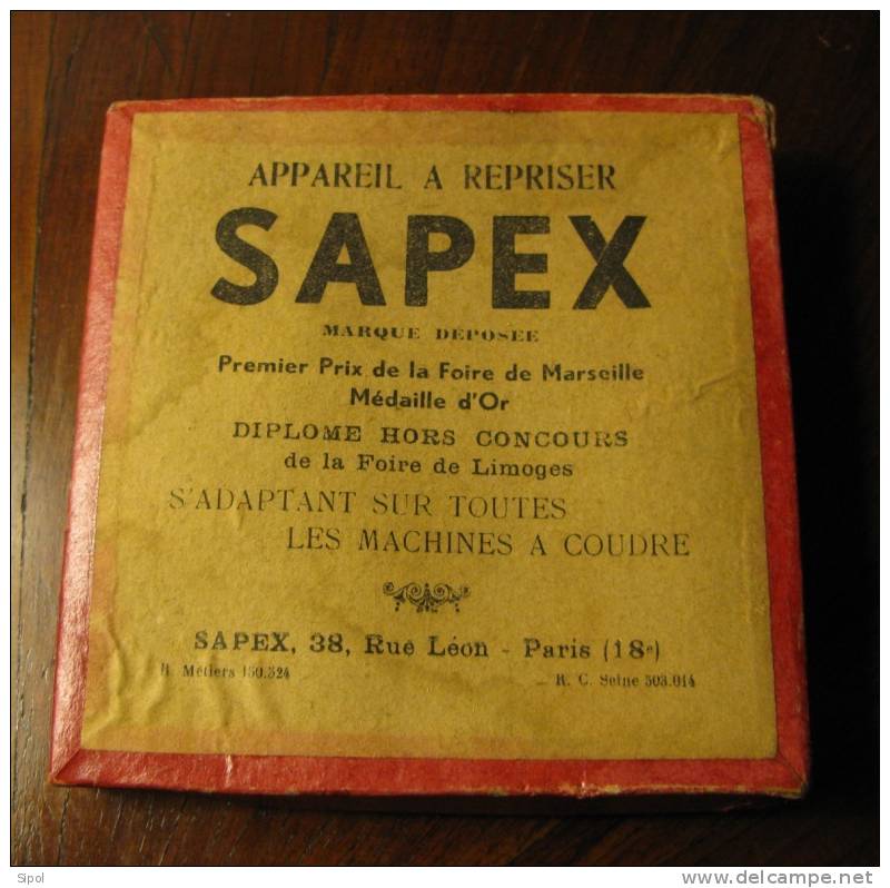 Boite En Carton Carrée :Appareil à Repriser SAPEX - Cajas/Cofres