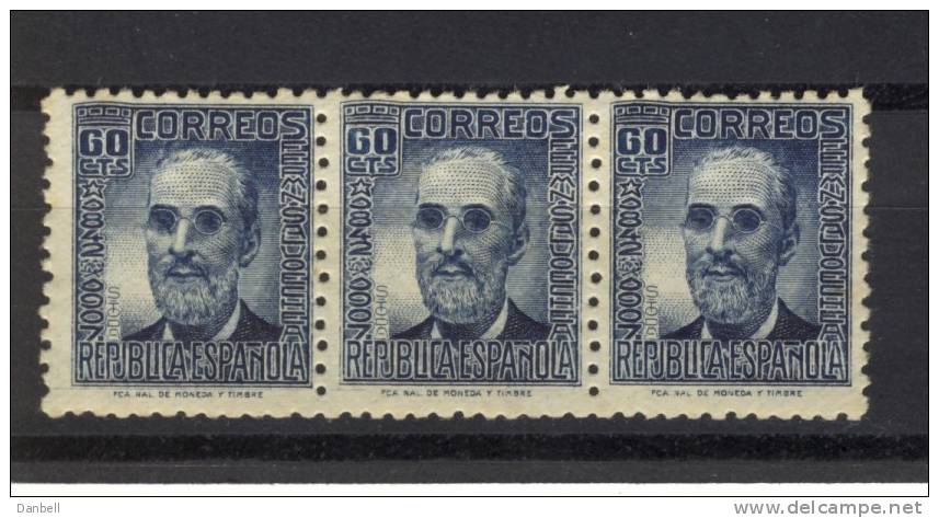 SP12) SPAGNA 1936-38 -Cifra E Personaggi - Unificato N.564 Striscia Di 3 MNH** - Nuovi