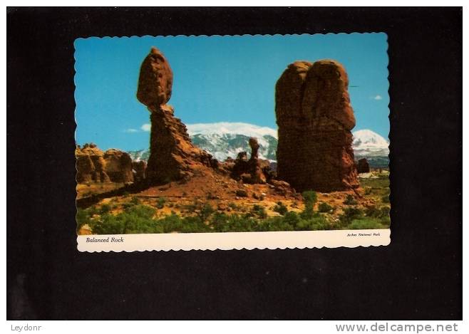 Balanced Rock, Arches National Park, Utah - Other & Unclassified
