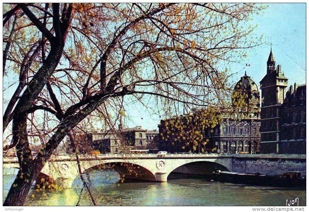PARIS 1964 (la Seine Au Pont Du Change) - The River Seine And Its Banks