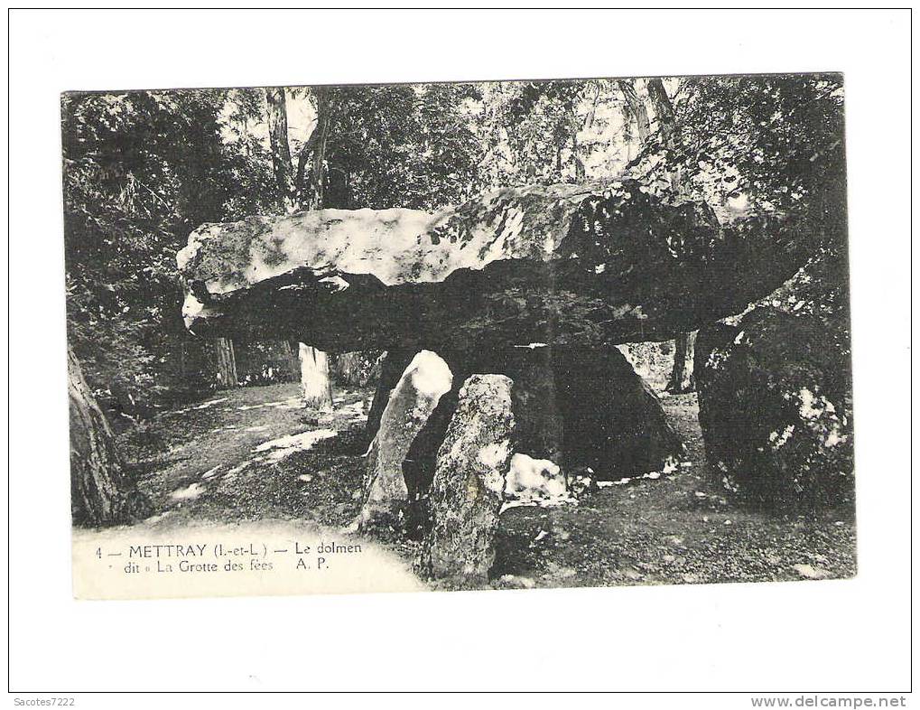 METTRAY - LE DOLMEN - Mettray