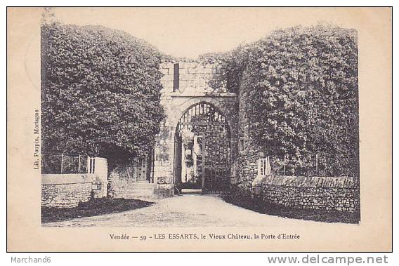 VENDEE.LES ESSARTS.LE VIEUX CHATEAU LA PORTE D ENTREE - Les Essarts