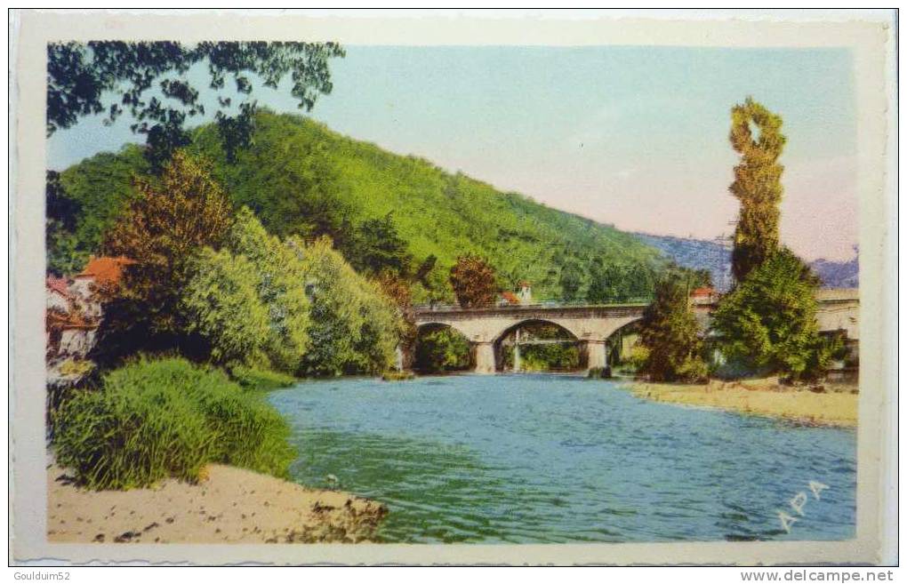 Confluent De L´alzou Et De L´Aveyron Et Le Calvaire - Villefranche De Rouergue