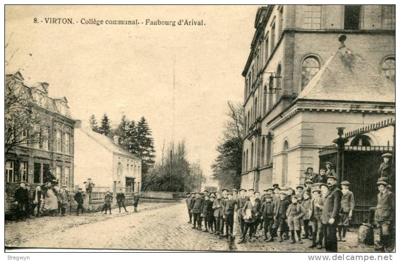 Belgique - Belle CPA Virton - Collège Communal - Faubourg D'Arival - Virton