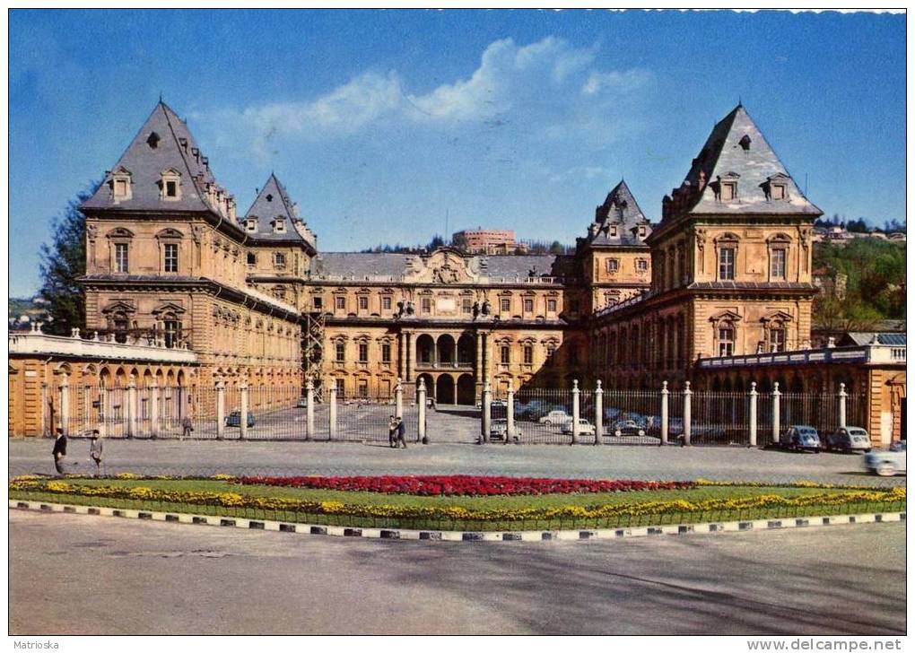 TORINO  -  Il Castello Del Valentino -  VG 1969  -   (372) - Castello Del Valentino