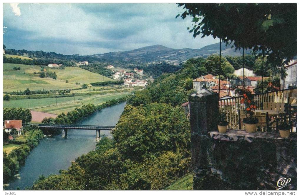 Cambo Les Bains - Vue Générale-CAP-N°1662-  Circulé - Réf:4_0537 - Cambo-les-Bains