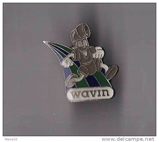 Pin's WAVIN Bonhomme Raccords - Trademarks