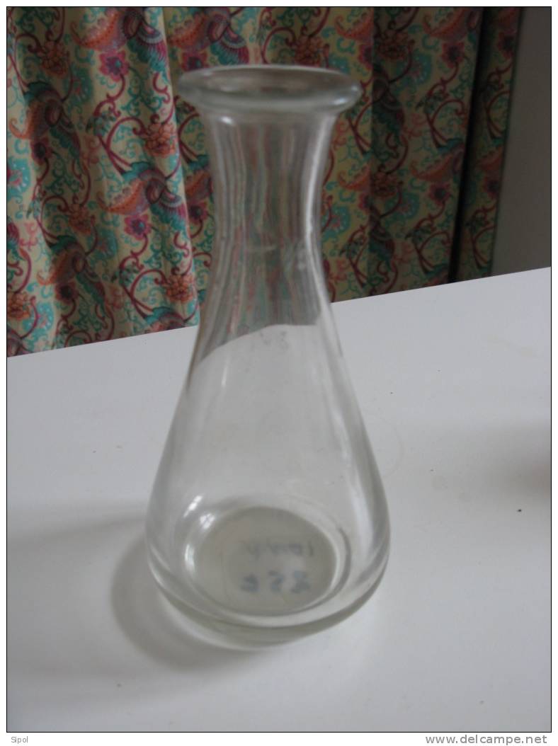 Véritable Carafe De Bistrot étalonée 1/2l ( Bistrot  D Alsace De L´époque Allemande ) - Jarras