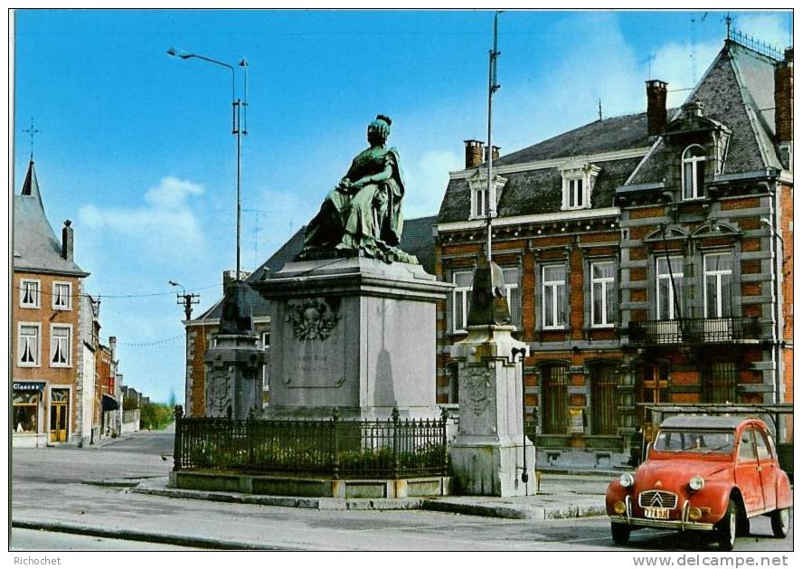 Philippeville - Statue De Marie-Louise - Philippeville