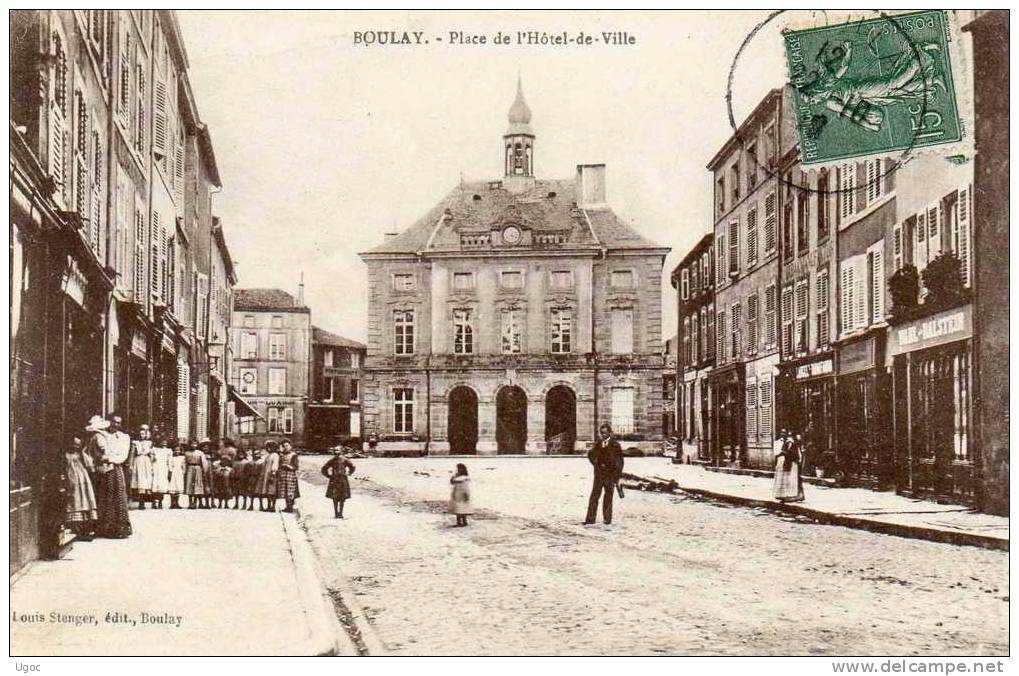 CPA - 57 - BOULAY - Place De L'Hôtel De Ville - 506 - Boulay Moselle