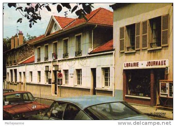 Cpsm  Rungis (94) Mairie Et Environs , Librairie .. - Rungis