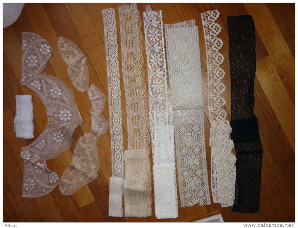 LOT DE BRODERIES ANCIENNES - Laces & Cloth