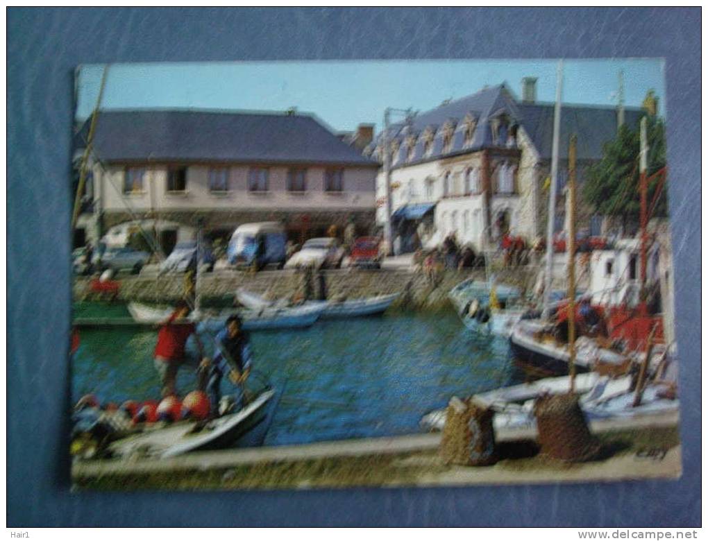 VDS CARTE POSTALE CARTERET LE PETIT PORT A MAREE HAUTE  VEHICULES D'EPOQUE BELLE ANIMATION - Carteret