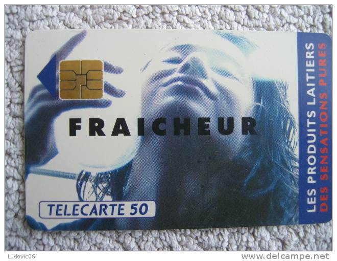 F329 - PRODUITS LAITIERS FRAICHEUR - 50 SO3 - "1" Sans Barre - 1993