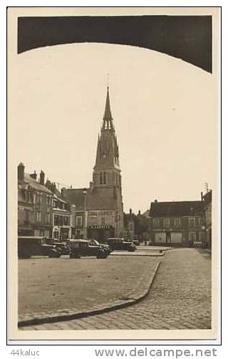 BEAUNE LA ROLANDE  La Place - Beaune-la-Rolande