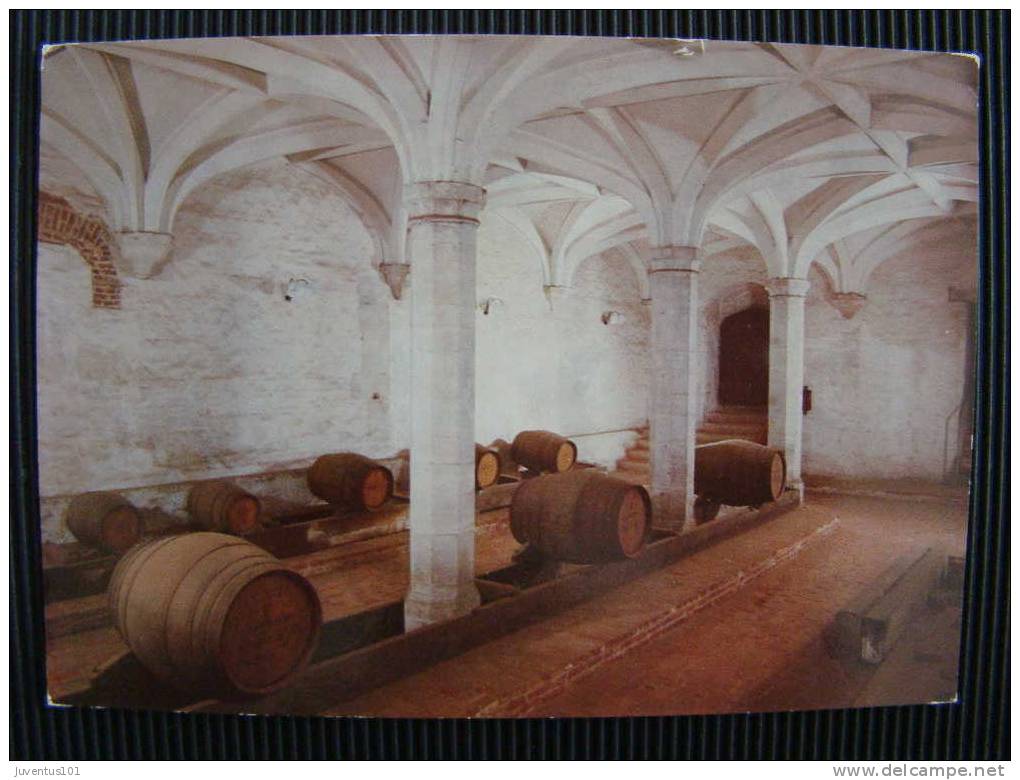 CPSM ANGLETERRE-Hampton Court Palace-Middlesex-the Wine Cellar - Middlesex