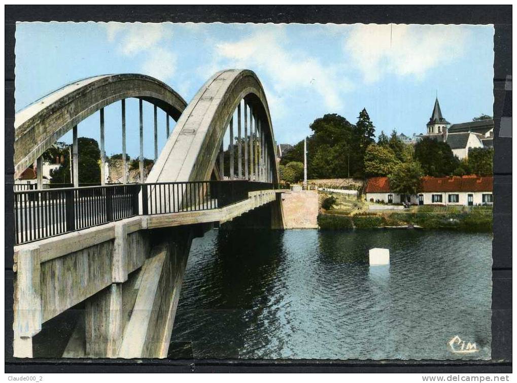 DECIZE .Le Nouveau Pont Sur La Loire . Voir Recto - Verso    (F997) - Decize