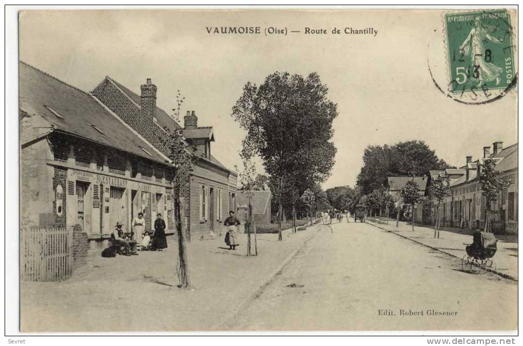 VAUMOISE - Route De Chantilly. Le Restaurant Robert - Vaumoise