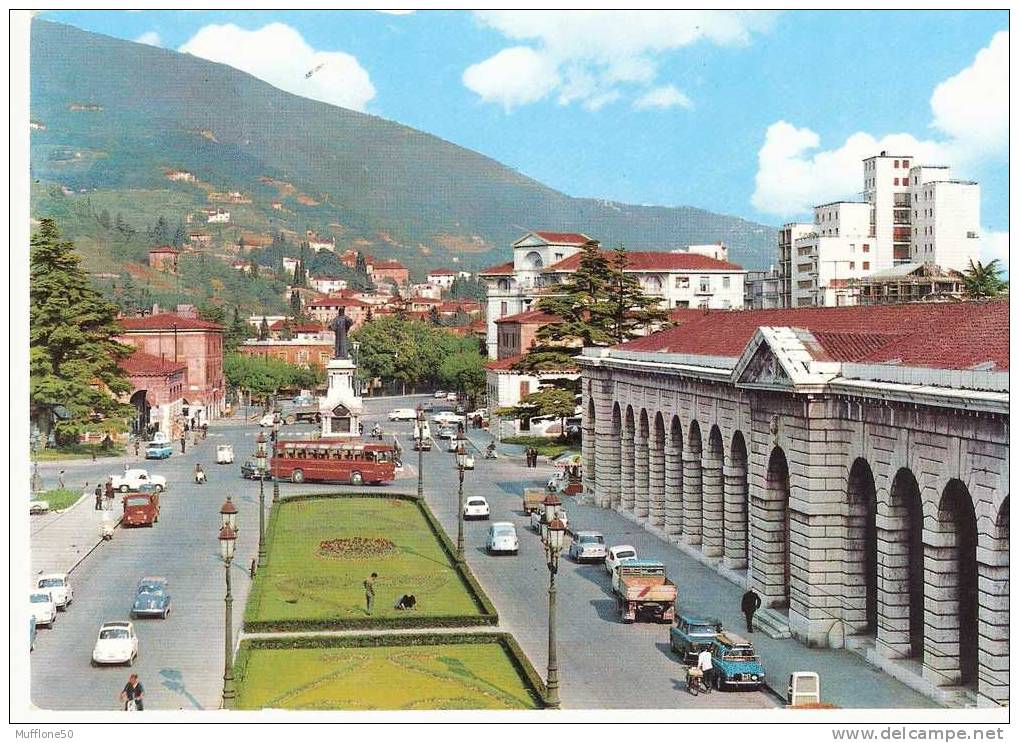 Italia 1969. Cartolina Di   BRESCIA  -  Piazzale Arnaldo - Teramo
