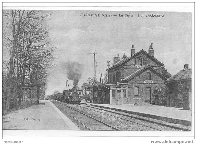 60 ))) FORMERIE, LA GARE , Vue Intérieure, éd Pourret - Formerie