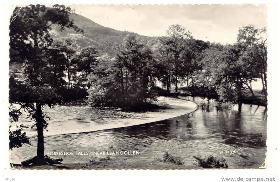 UK696 :  LLANGOLLEN : Horseshoe Falls - Denbighshire