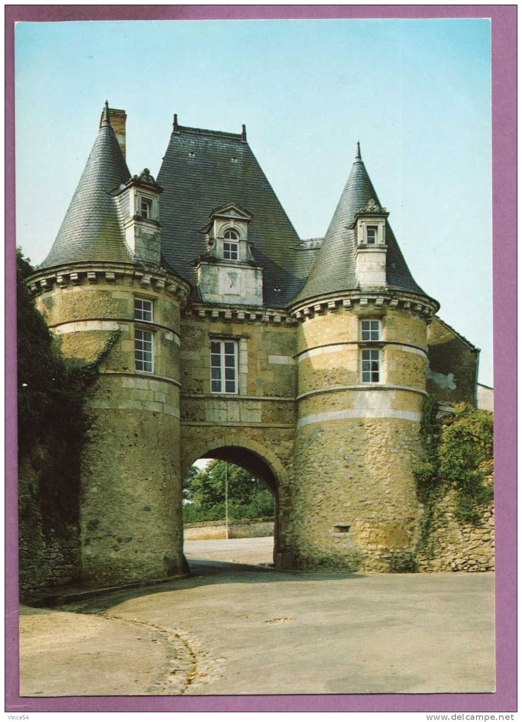 DURTAL - La Porte Verron XVI° S. Ed. Artaud. N° 18. Non Circulé. 2 Scans - Durtal