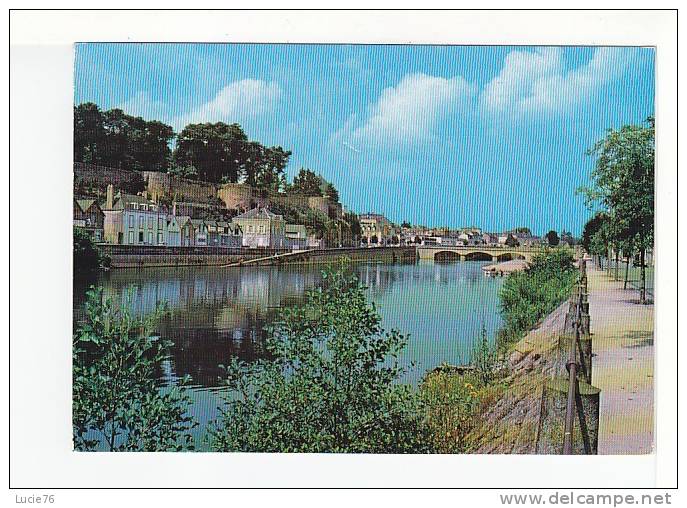 MAYENNE -  Les  Bords De La Mayenne - Les Remparts Et Le Château - Le Vieux Pont - N° 11 - Mayenne