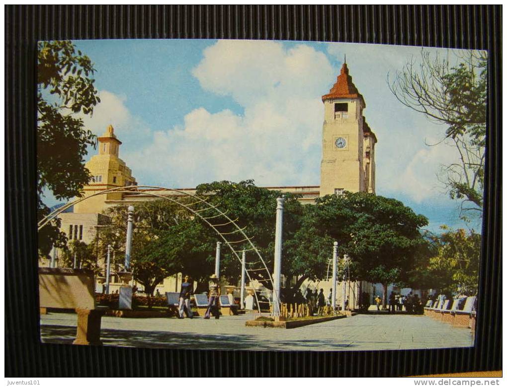 CPSM Republica Dominicana-Puerto Plata Iglesia Y Parque Central - Andere & Zonder Classificatie