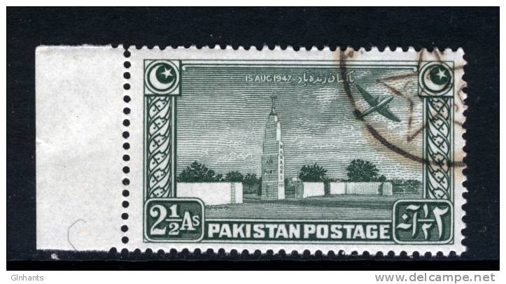 PAKISTAN - 1948 INDEPENDENCE 2.5A GREEN ENTRANCE TO AIRPORT FINE USED CTO - Pakistan