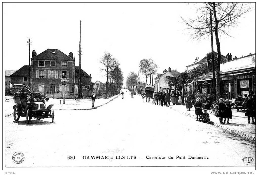 DAMMARIE LES LYS - Carrefour Du Petit Dammarie - Dammarie Les Lys