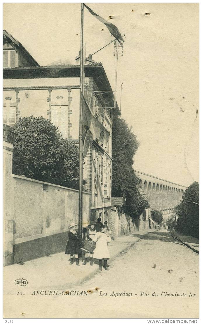 CPA - Arcueil - Cachan (94) - Les Aqueducs, Rue Du Chemin De Fer (trous D'épingle) - Arcueil