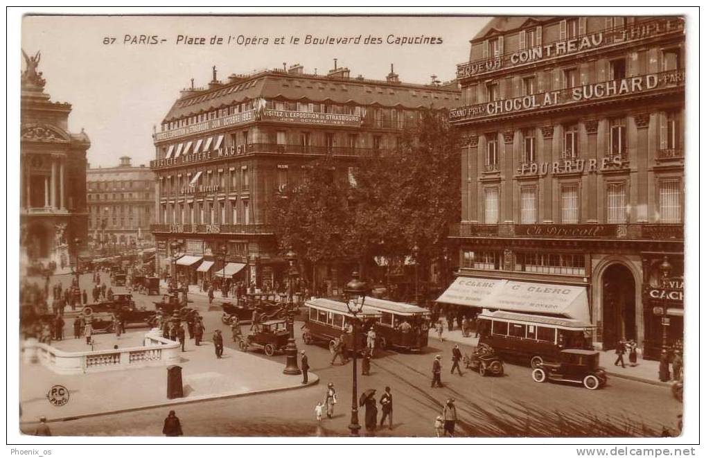 FRANCE - PARIS, Place De L¨Opera Et Le Boulevard Des Capucines, Oldtimers - Transport Urbain En Surface