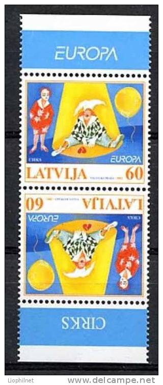 LETTONIE 2002, EUROPA, CIRQUE, Paire Tête-bêche, Neuf. R974tb - 2002