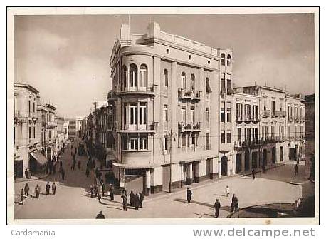 Barletta(Bari)-Palazzo Criscuoli E Corso Garibaldi-1942 - Barletta