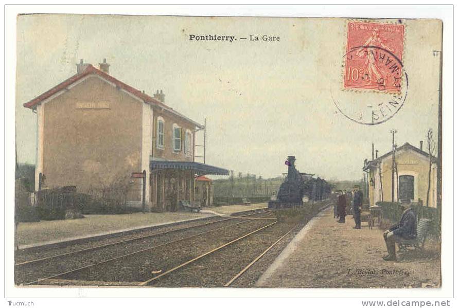 D373 - PONTHIERRY - La Gare - Saint Fargeau Ponthierry