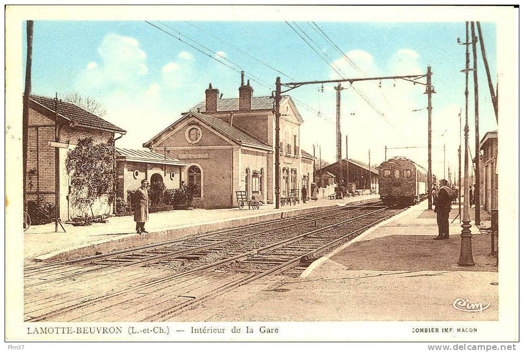 LAMOTTE BEUVRON - Intérieur De La Gare - Train - Lamotte Beuvron