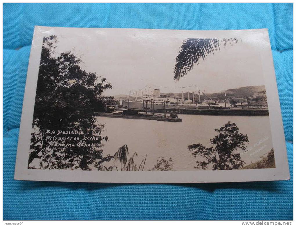 S.S. Panama. Miraflores Locks.  Panama Canal - Vers 1930 ( Navire De Commerce). Bateau. - Panama