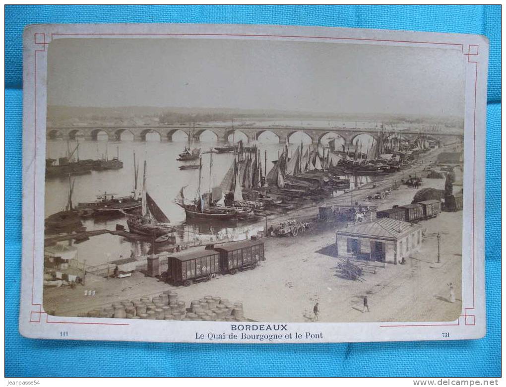 BORDEAUX - Le Quai De Bourgogne Et Le Pont. Superbe Photographie Originale Du 19e Siècle - Old (before 1900)