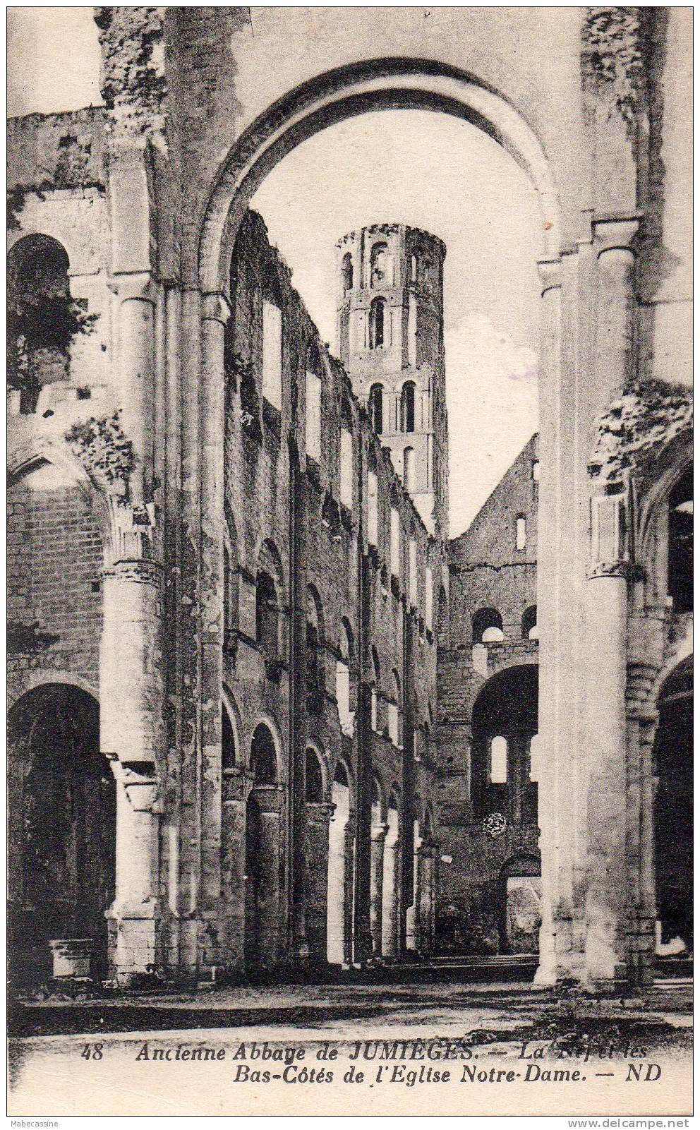 Jumieges Ancienne Abbaye Les Bas Cotes De L'église - Jumieges