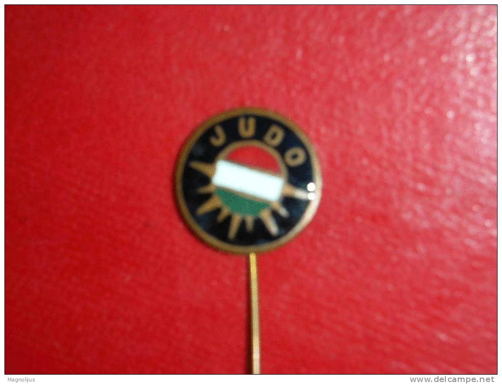 Pins,Badge With Needle,Hungarian Judo Federation,Marshal Arts,Enamel,Emaille,Sport,vintage - Judo