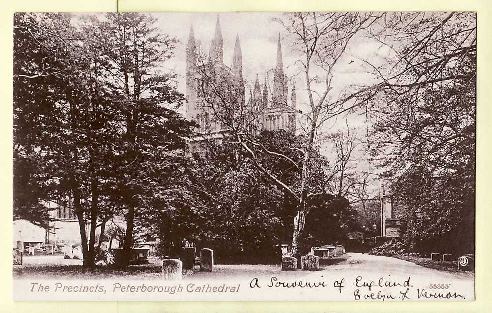 Cambridgeshire PETERBOROUGH CATHEDRAL PRECINCTS 1910s ¤ ANGLETERRE ENGLAND INGLATERRA ¤ VALENTINE'S 35353¤5789AA - Andere & Zonder Classificatie