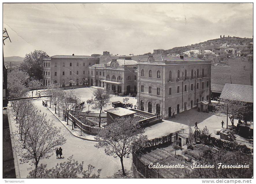 $3-0367- CALTANISSETTA  STAZIONE FERROVIARIA -  F.G. - VIAGGIATA - Caltanissetta